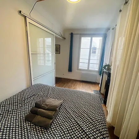 Tour Eiffel Vaugirard Apartment Paris